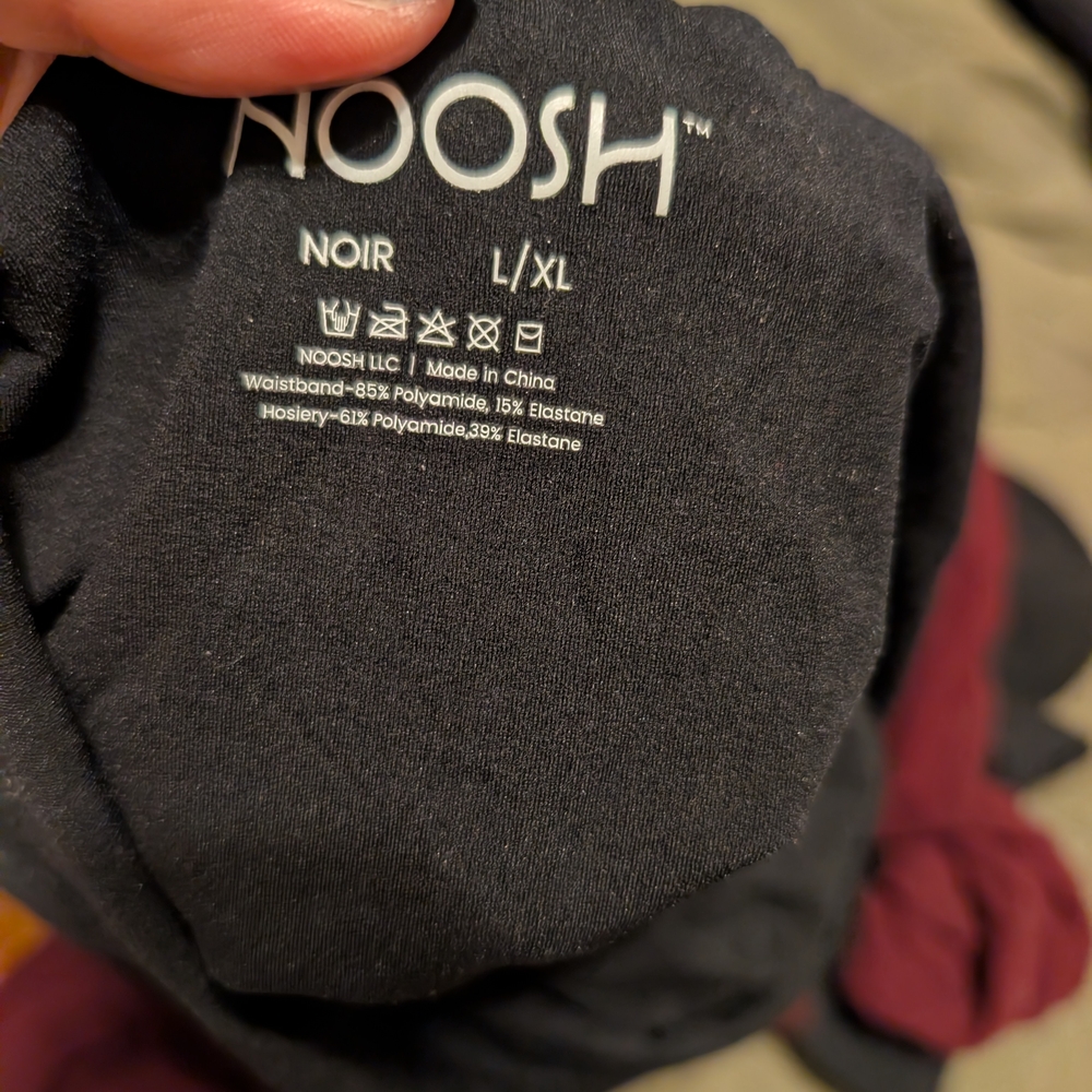 Noosh Black And Red Fishnet L/XL Hosiery